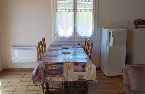 Puivert Casa | La Ferme Tranquille Group Gîte for 12 people