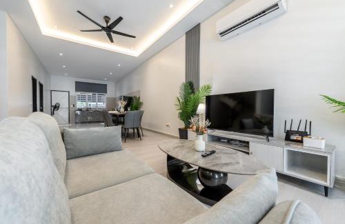 Batu Ferringhi Casa | La Ferringhi Villa - 5 Bedroom Bungalows by ALV