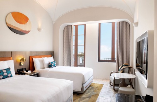 An Thoi Complejo | La Festa Phu Quoc, Curio Collection By Hilton