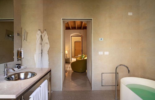 Lecce Historic Center Hotel | La Fiermontina | Luxury Home
