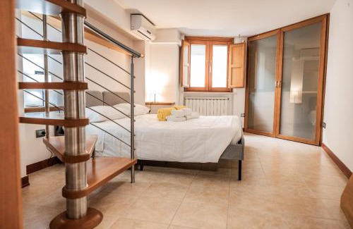 Pisticci Apartamento | La finestra sulla piazza