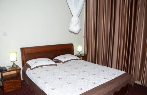 Kigali Cama Y Desayuno | La Floraison