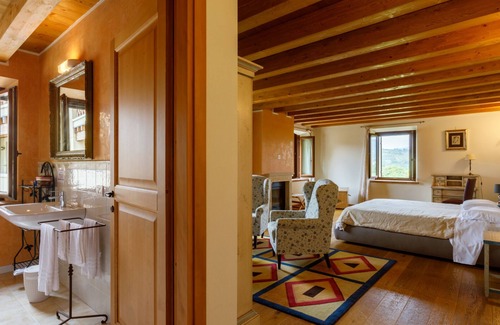 Pedemonte Casa | La Fonte degli Dei Wine Relais Adults Only