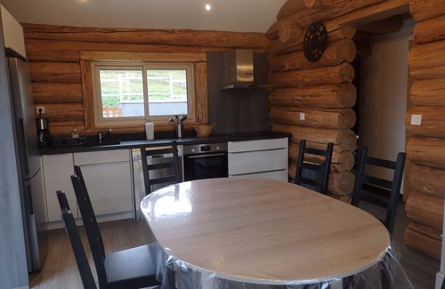 Blesle Casa | LA FUSTITI - ROCK CHALET EN BLESLE (CLASE PLUS HERMOSO PUEBLO DE FRANCIA)