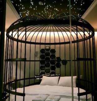 Binh Chanh Hotel | La Galerie Hotel