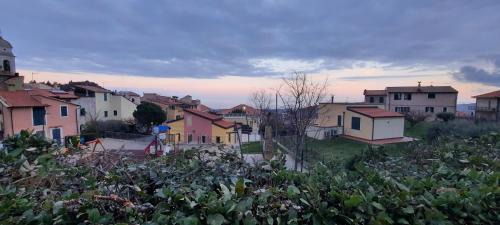 Ceriale Cama Y Desayuno | La Gallina Nel Castello