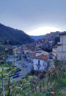 Ceriale Cama Y Desayuno | La Gallina Nel Castello