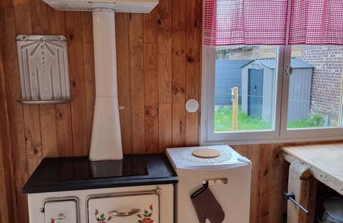 Ribecourt-Dreslincourt Casa | La Germaine - wooden shack in the countryside
