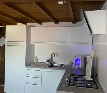 Vallerano Casa | la giraffa bianca