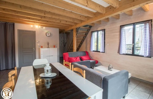 Besse-en-Chandesse Casa | "La Grande Astrance "