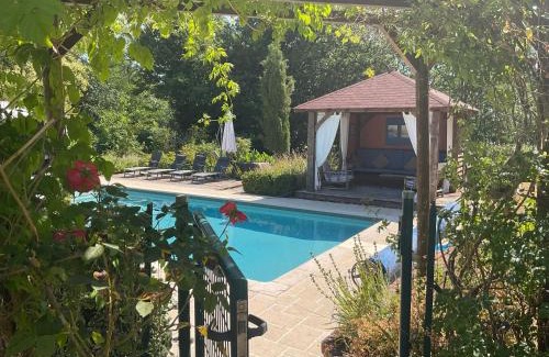 Confolens Casa | La Grange Terrou