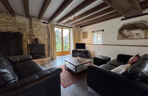 Aubigne-Racan Casa | La Grange D'EsusTerra - Piscine - 6 pers - Rêve au Mans