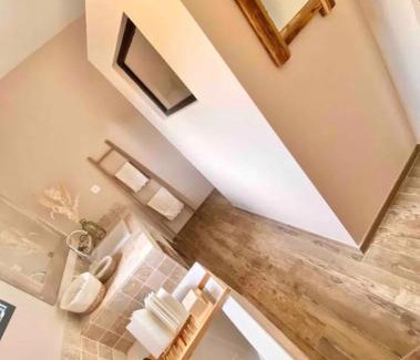 Le Beausset Cama Y Desayuno | La grange des amoureux piscine jacuzzi et massages