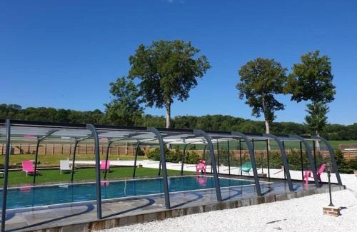 Cambron Casa | La grange des rosiers