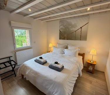 Cambron Casa | La grange des rosiers