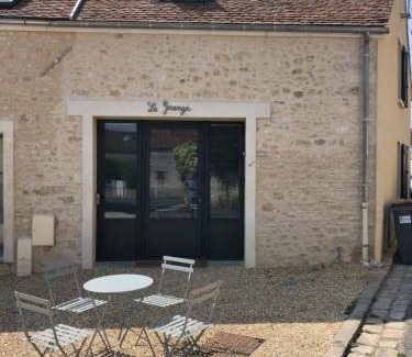 Ury Casa | La Grange