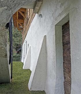 Lathuile Apartamento | La Grange Piscine Indoor Pool and Spa Lake Annecy