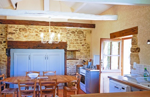 Sainte-Foy-de-Belves Apartamento | La Grange - sleeps 6 guests in 3 bedrooms