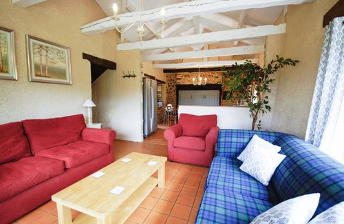 Sainte-Foy-de-Belves Apartamento | La Grange - sleeps 6 guests in 3 bedrooms