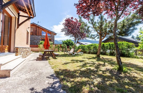 Formigueres Casa | La Granja - Maison avec cheminée, jardin, baby-foot