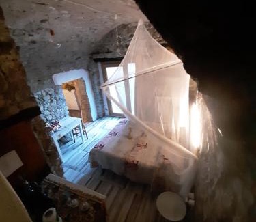 Lezzeno Casa | La grotta dell'Antica Calvasino - Jacuzzi