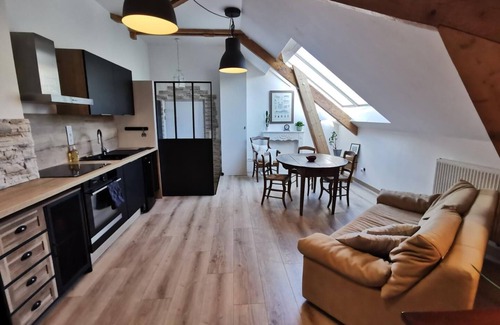 Brison-Saint-Innocent Casa | LA Grotte AUX Fees - Brison Saint Innocent