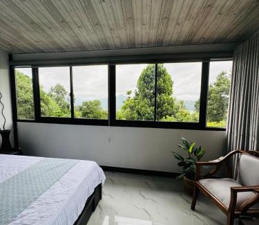Peradeniya Casa | La Isla Homestay