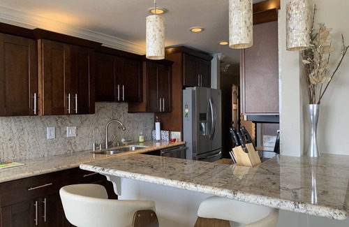 Village of La Jolla Condominio | La Jolla Oceanfront Condo