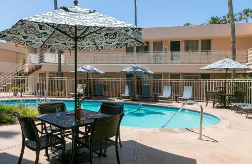 La Jolla Shores Hotel | La Jolla Riviera Inn