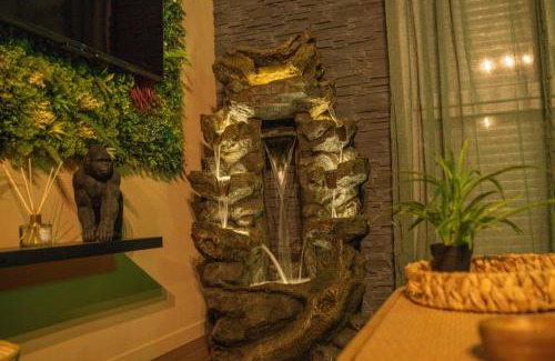 Hennebont Apartamento | La Jungle Evasion, séjour immersif en famille