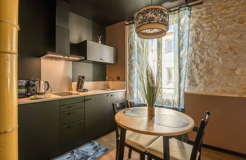 Maraussan Apartamento | La Jungle Room ~ Romantic ~ Balneo