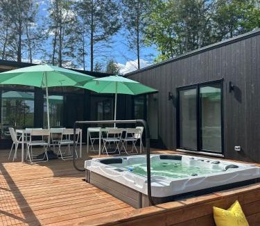 La Conception Chalet De Esquí | La Kabina with Mt Tremblant view