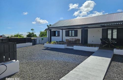 Sainte-Suzanne Casa | La KAZ SAMANY