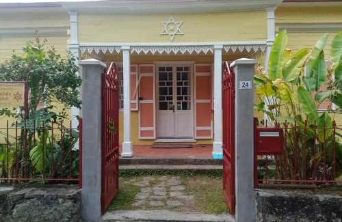 Hell-Bourg Casa | La Kaz Yab