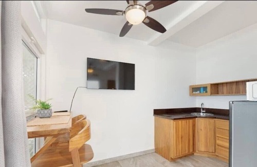 Jonesville Villa | La'La Villas 1 Bedroom West