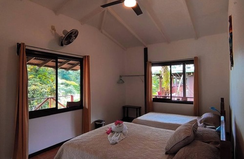 Pital Cabina | La Laguna del Lagarto Eco-Lodge