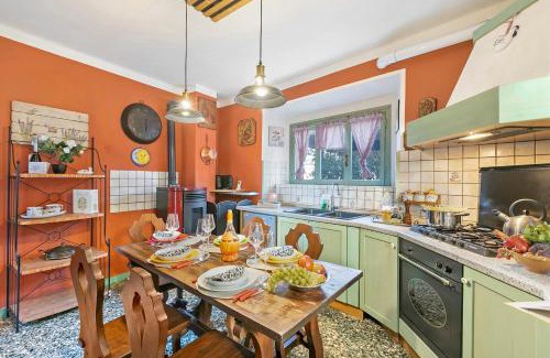 Gignese Apartamento | La Lanterna Swimming Pool Retreat - Happy Rentals