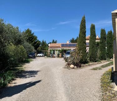 Peyriac-de-Mer Cama Y Desayuno | LA LAVANDIERE Famille Amis Relais Motards