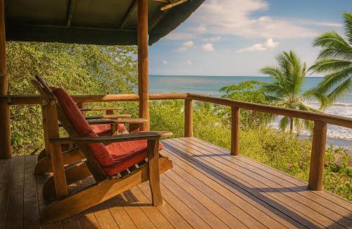 Carate Cabina | La Leona Eco Lodge