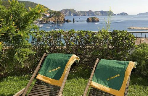 Ponza Casa | La Limonaia a mare