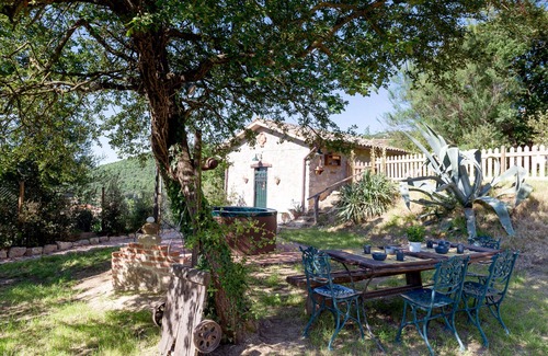Fratta Villa | El limonaia, villa con jacuzzi de agua caliente