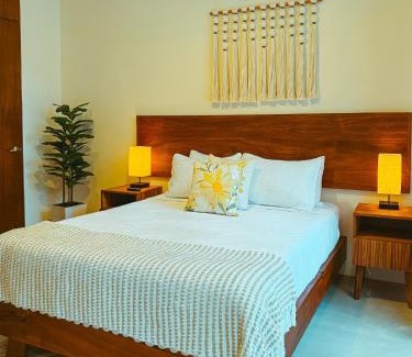 Ek Balam Village Apartamento | La Linda Luxury Two Story Apartment Huge Terrace Next to the Pool
