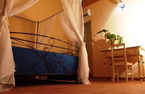 Santa Teresa di Riva Otro | La Locanda Degli Amici