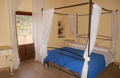 Santa Teresa di Riva Otro | La Locanda Degli Amici