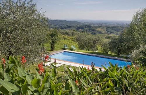 Capannori Villa | La Loggia 13 by Salogi Villas