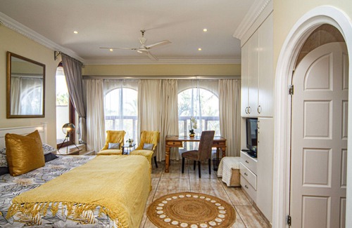 Umhlanga Cama Y Desayuno | La Loggia B&B