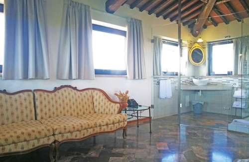 Quercegrossa Hotel | La Loggia Villa Gloria - Adults Only