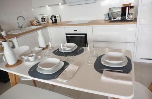 La Londe-les-Maures Apartamento | La Londe La Mer : appartement proche plages & vue superbe sur les îles d'or