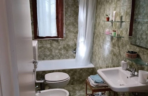 Salsomaggiore Terme Apartamento | La Lucciola - entire apartment