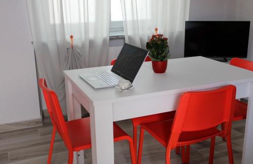 Somma Lombardo Apartamento | La Luna Blu Malpensa appartamento Papaveri